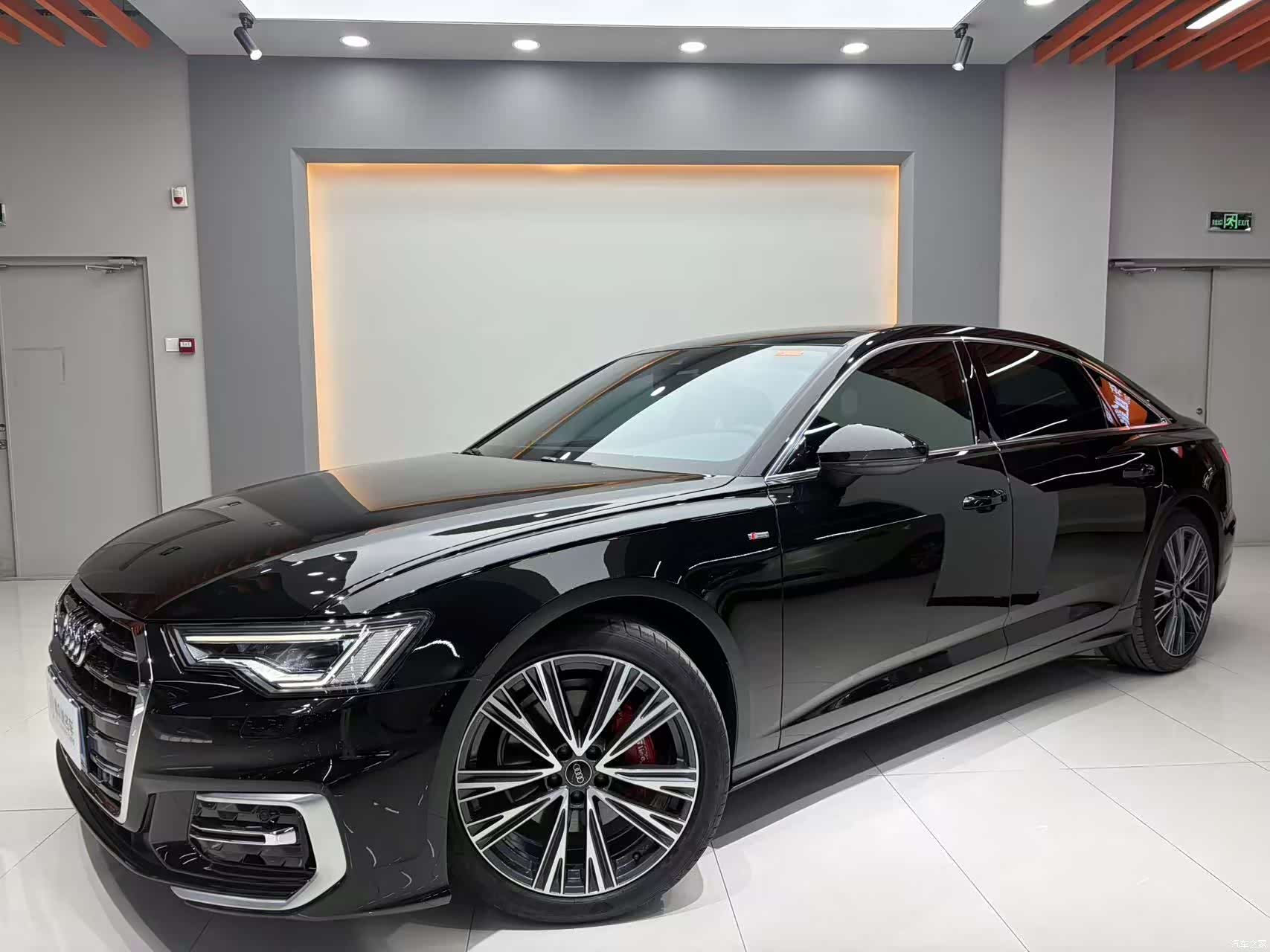 Audi A6L, 2022 1