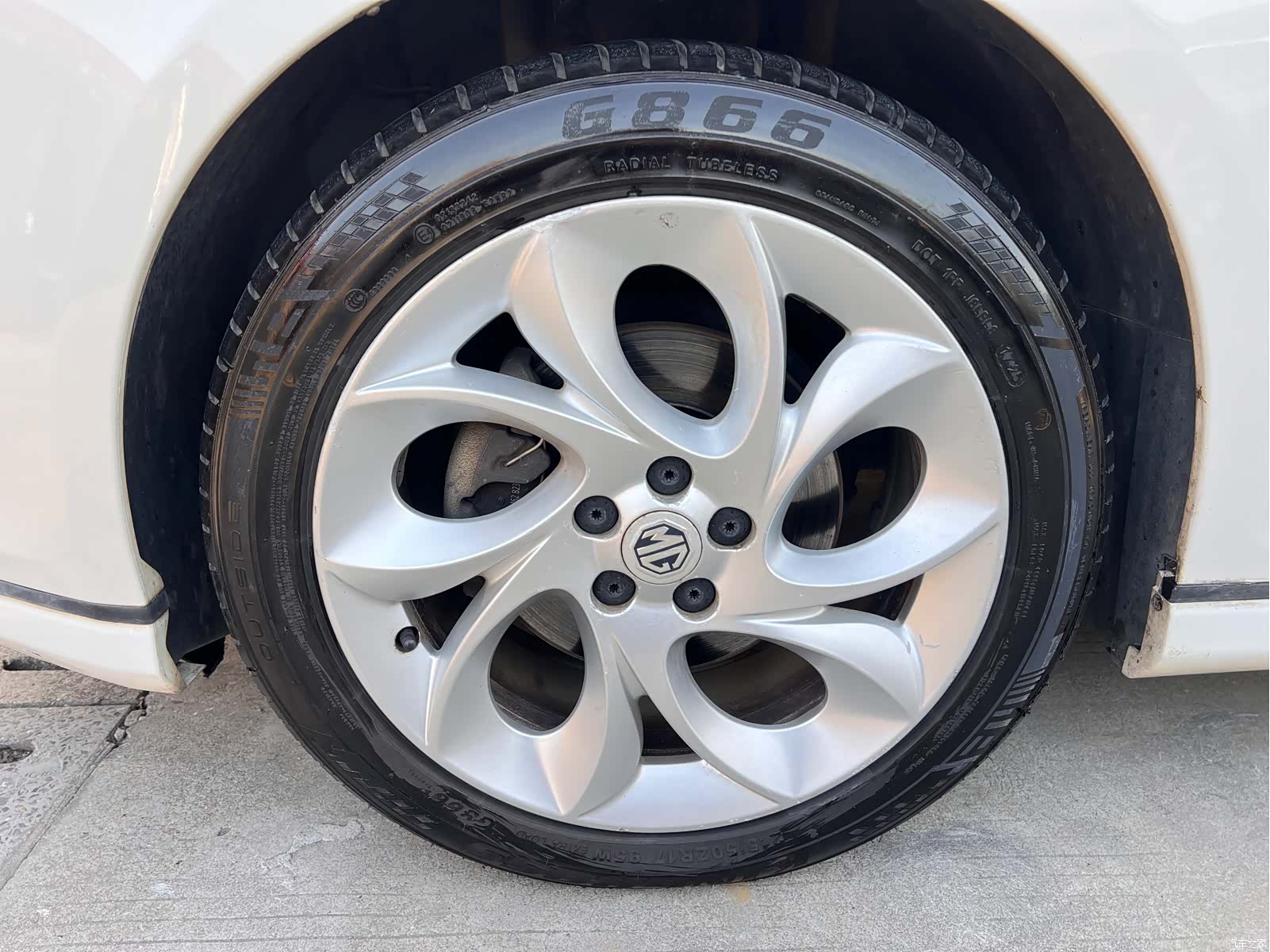 MG MG6, 2015 4