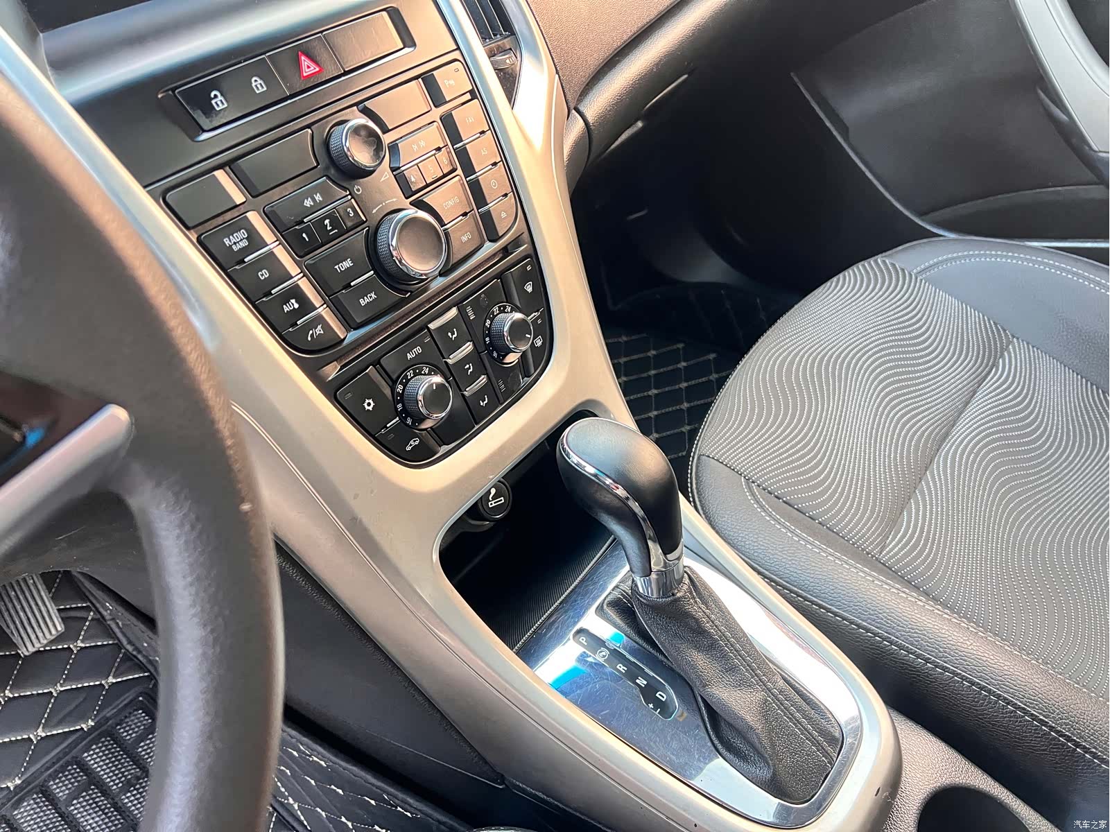 Buick XT, 2014 13