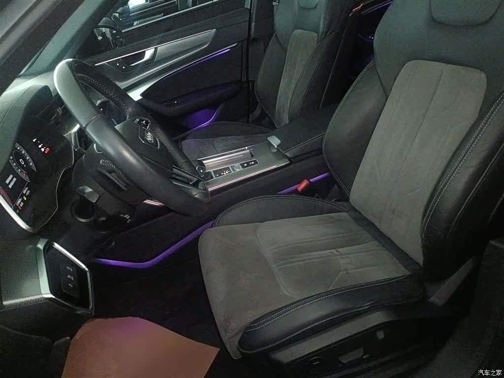 Audi A6L, 2021 11