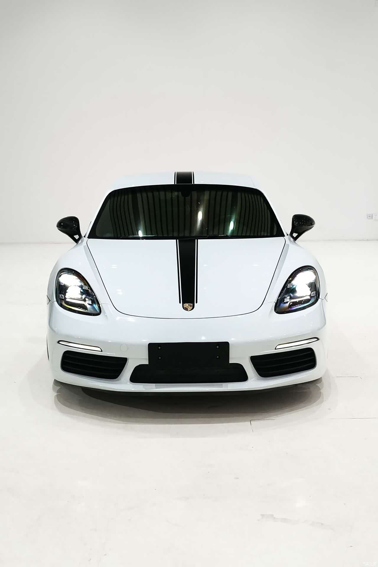 Porsche Cayman, 2017 2