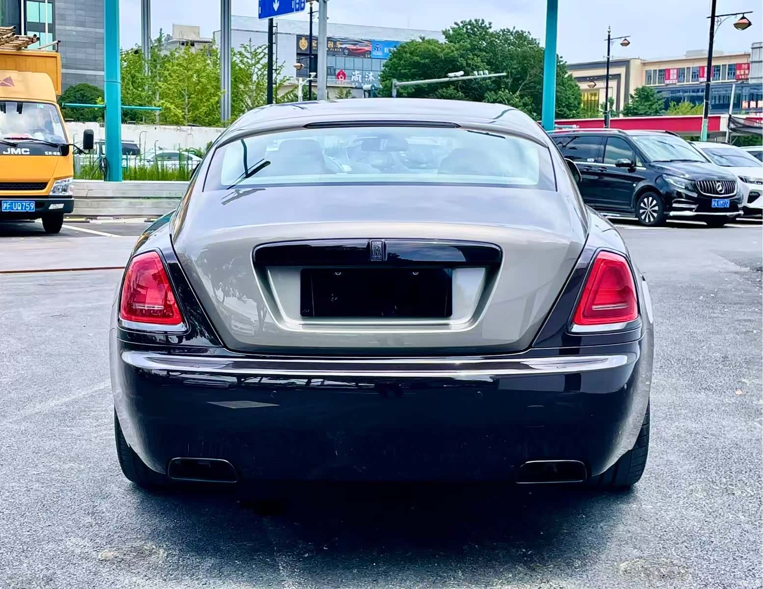 Rolls-Royce Wraith, 2015 17