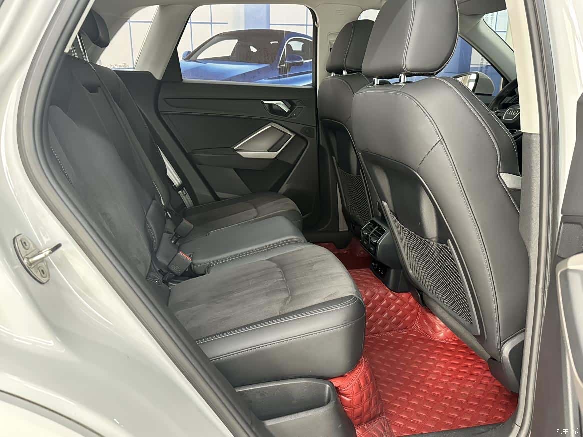 Audi Q3, 2023 10