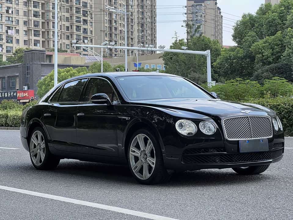 Bentley Flying