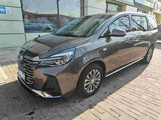 Buick GL8 2022 — купить из Китая под заказ