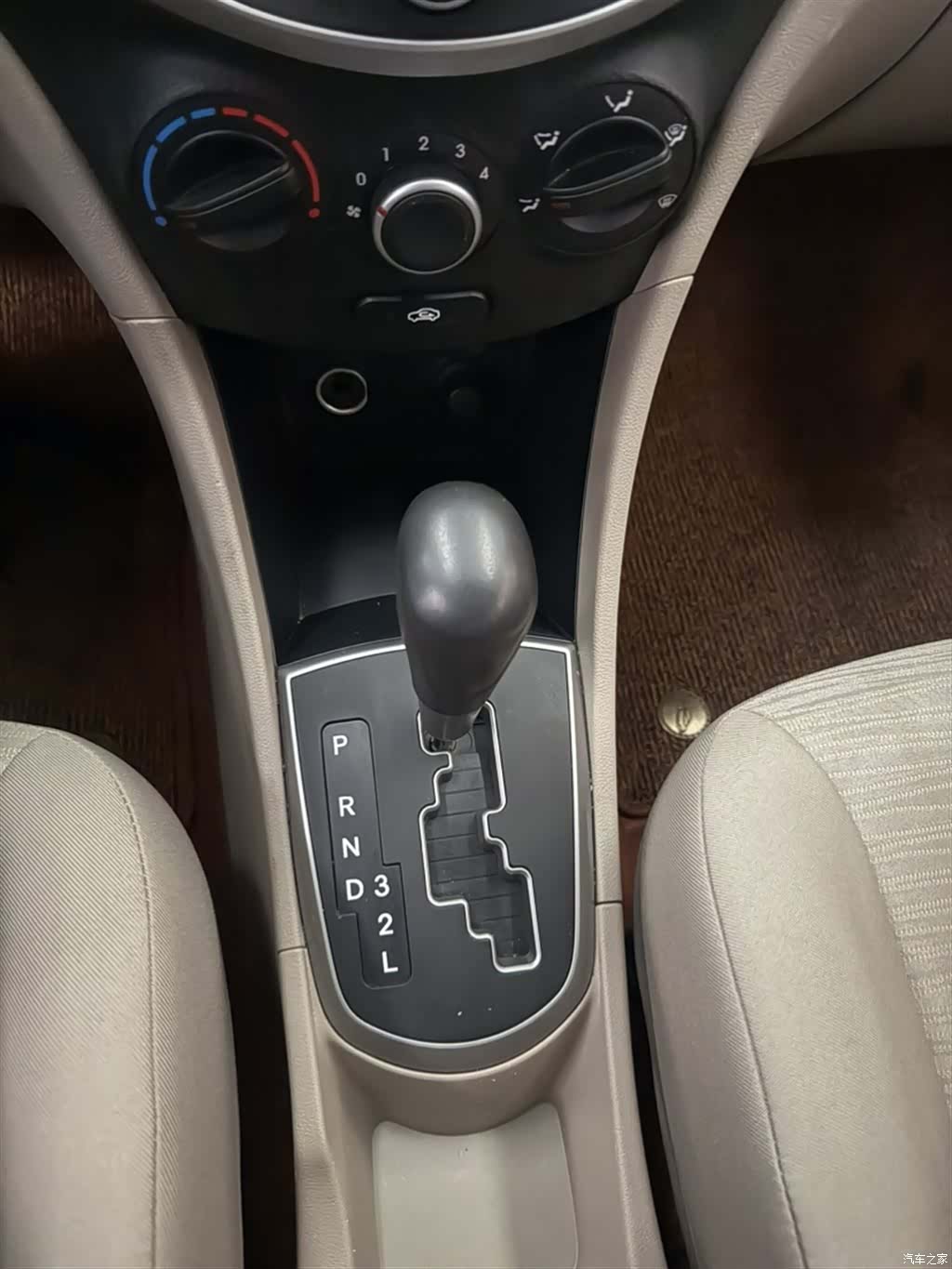 Hyundai GLX, 2016 7