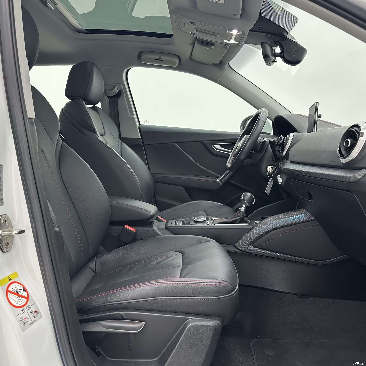 Audi Q2L, 2022 7
