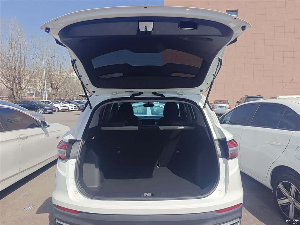 Geely Coolray, 2020 19