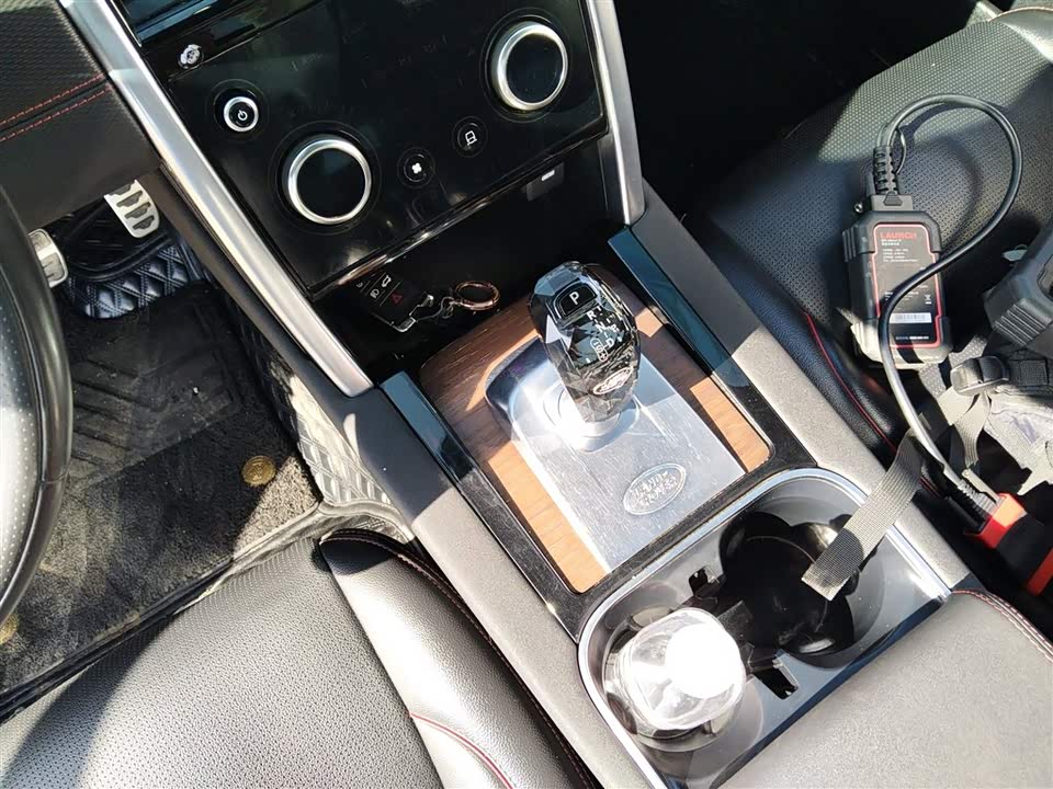 Land Rover Discover sports