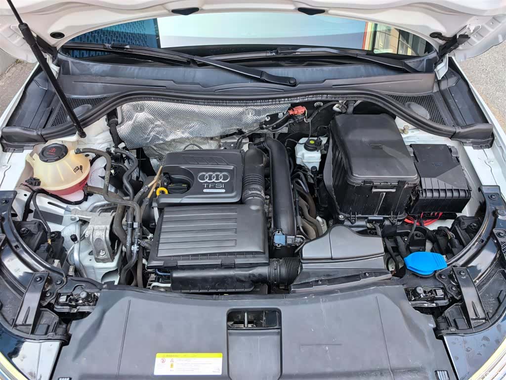 Audi Q3, 2019 10
