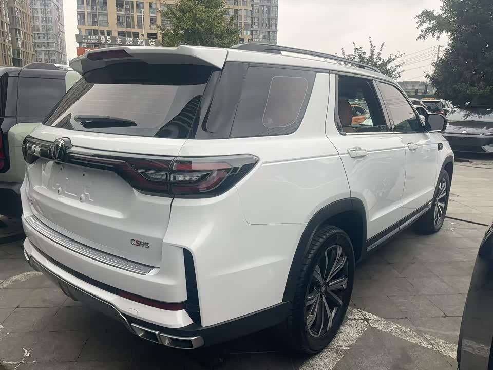 Changan CS95