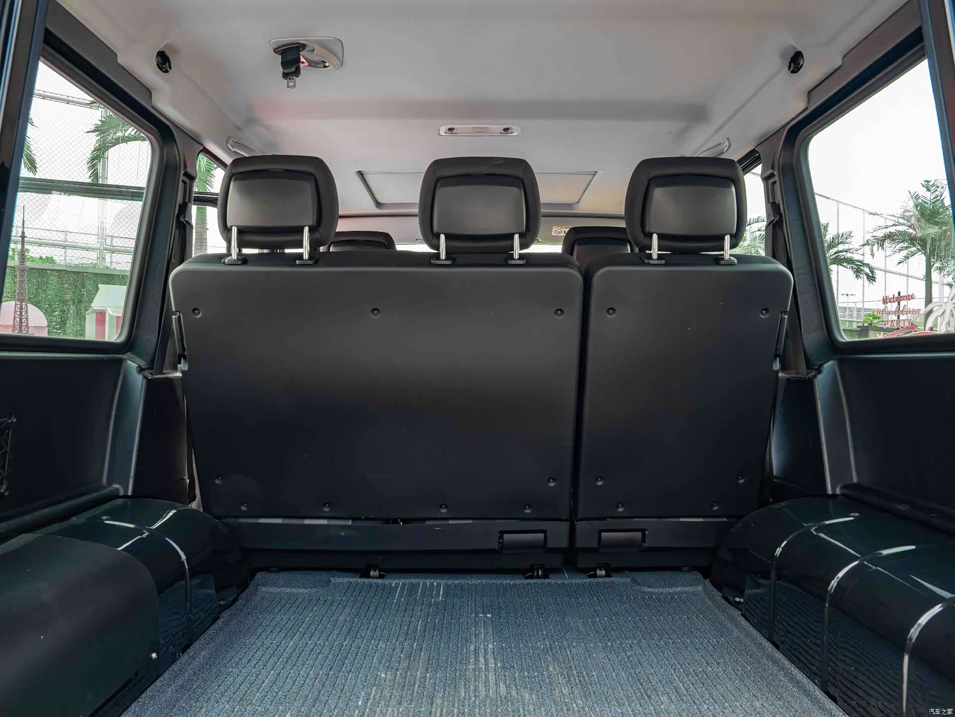 Mercedes-Benz G-Class, 2017 20