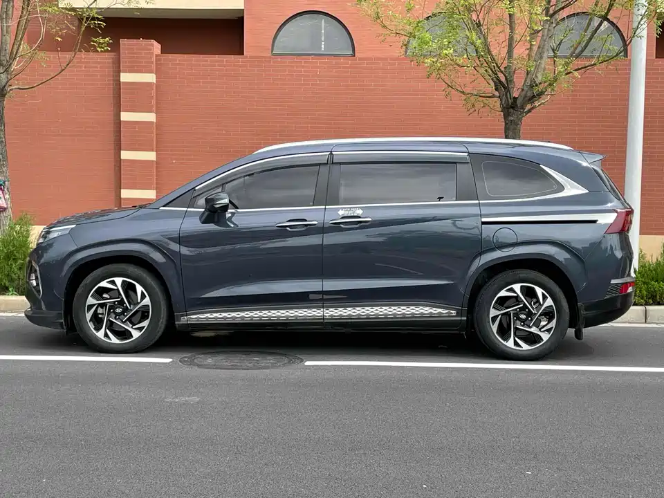 Hyundai Kustu