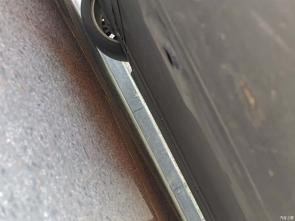 Tesla Model Y, 2023 20