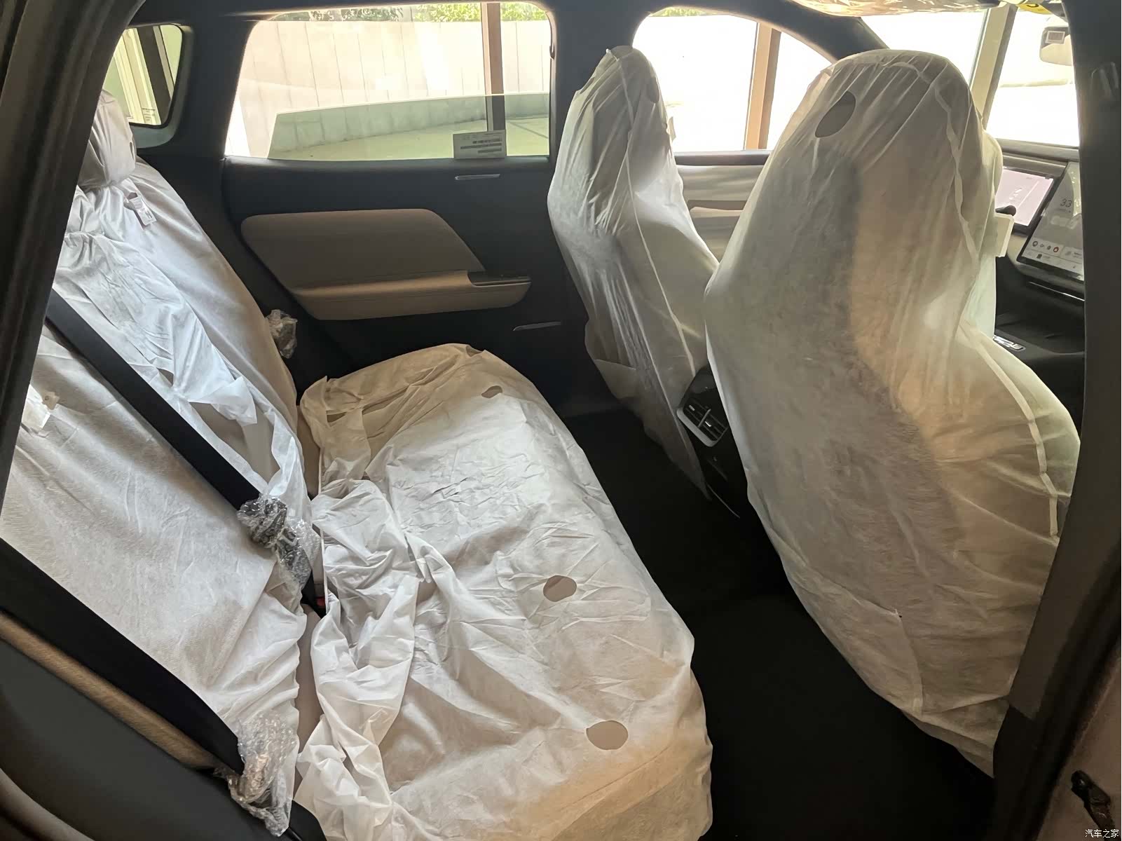 Volvo XC70, 2026 all photos