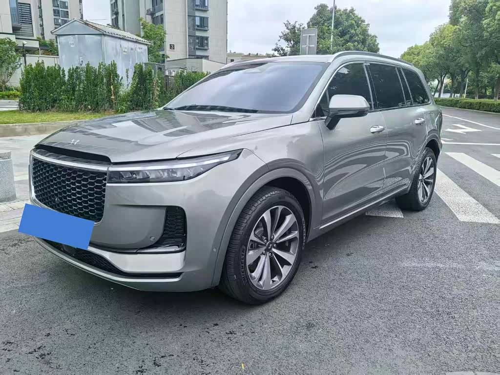 Li Auto ONE