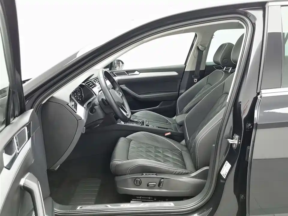 Volkswagen Magotan GTE