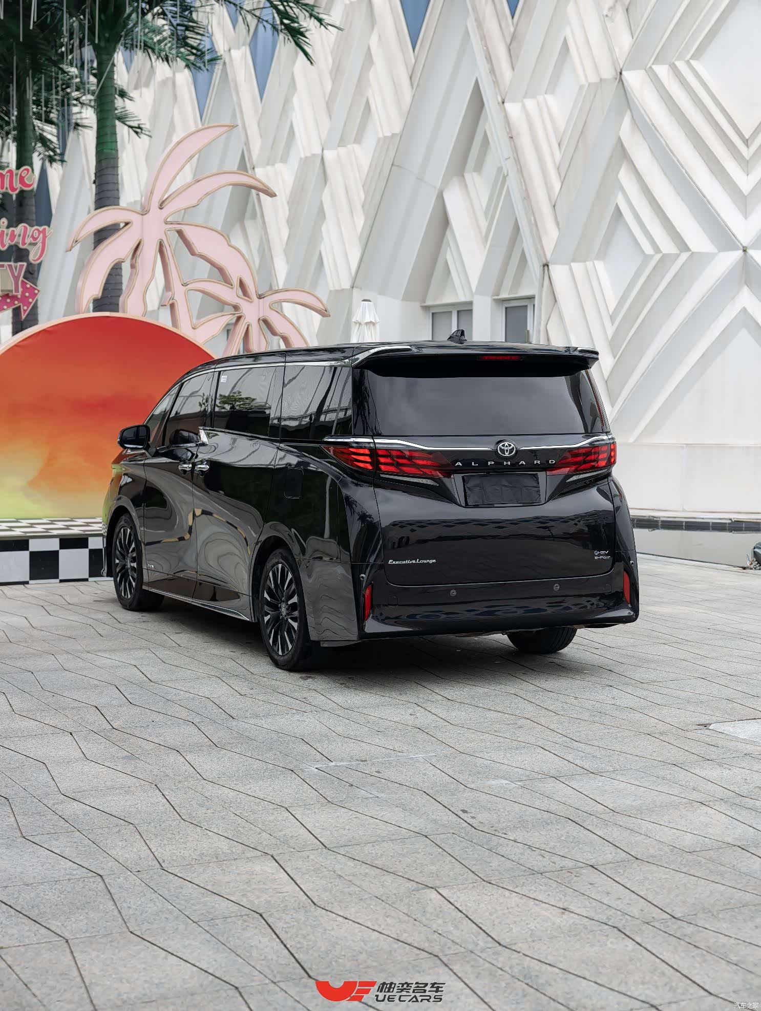 Toyota Alphard, 2024 6
