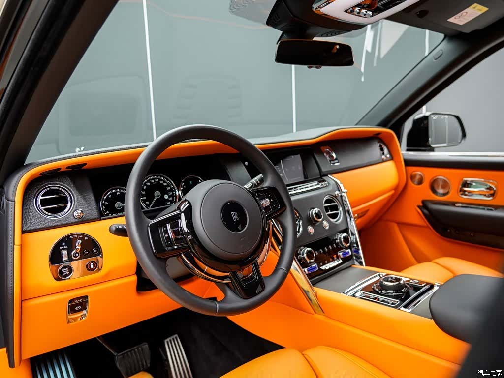 Rolls-Royce Cullinan, 2022 8
