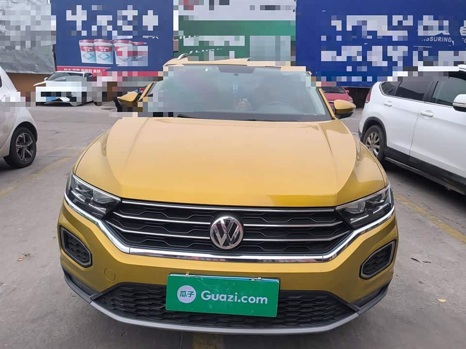 Volkswagen T-ROC exploring Songs