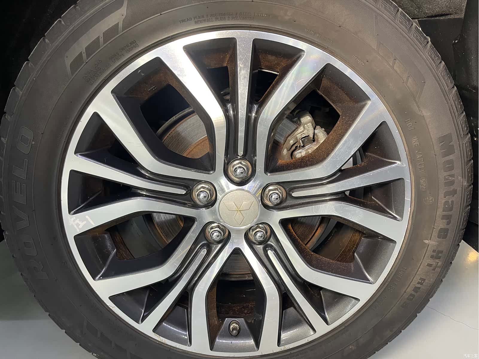 Mitsubishi Outlander, 2017 12
