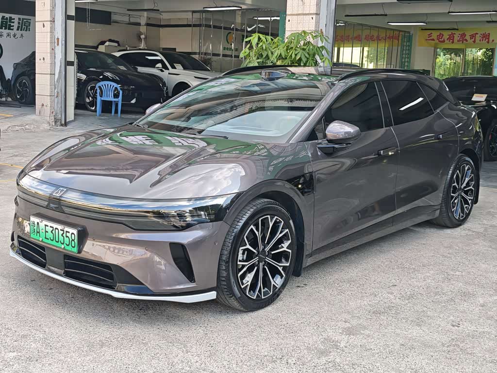 Zeekr 007GT