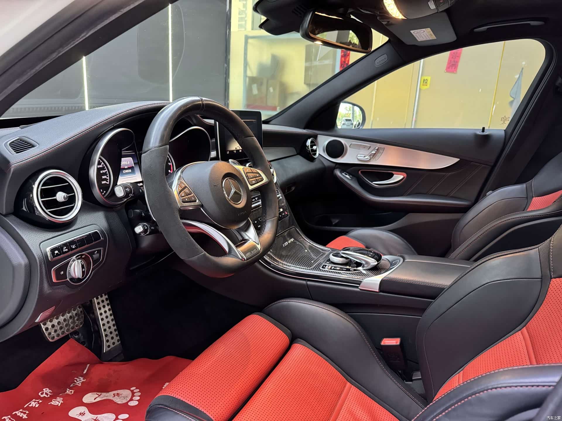 Mercedes-Benz C-Class, 2016 4