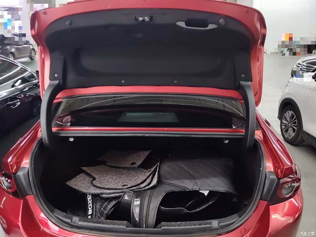 Mazda Mazda3, 2023 18