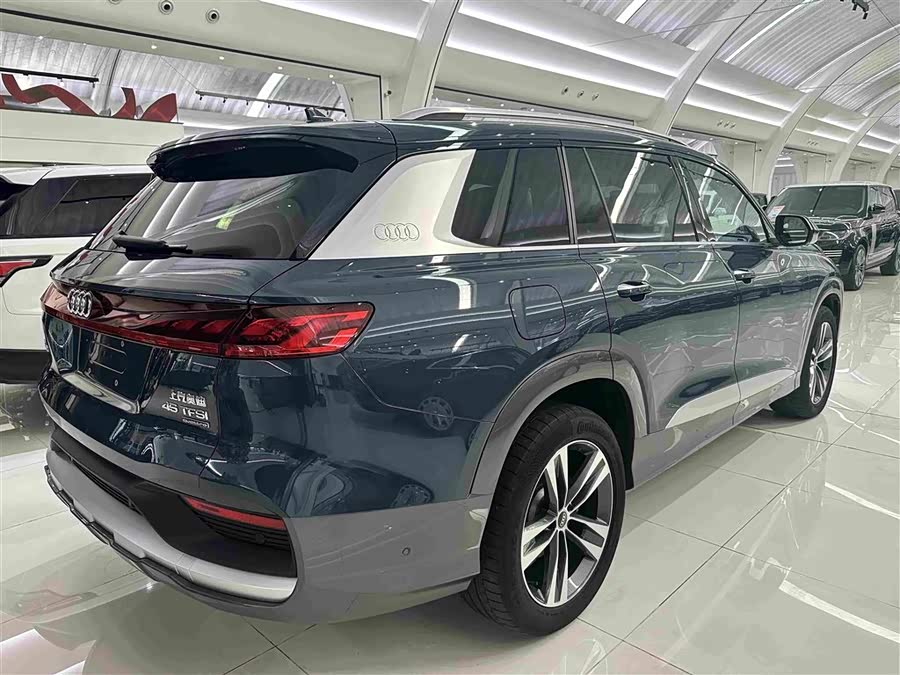 Audi Q6 2023, фото 19