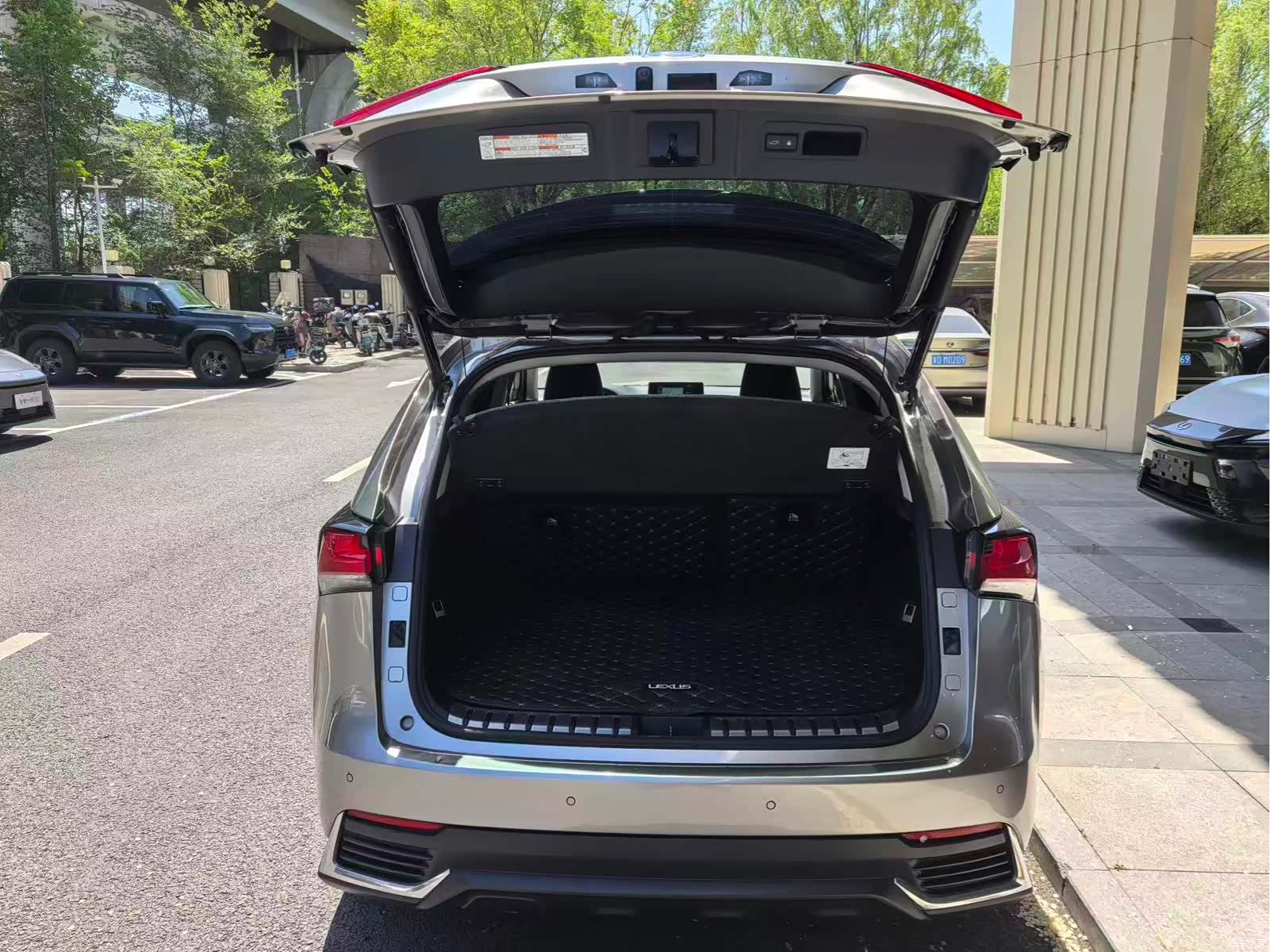 Lexus NX, 2021 8
