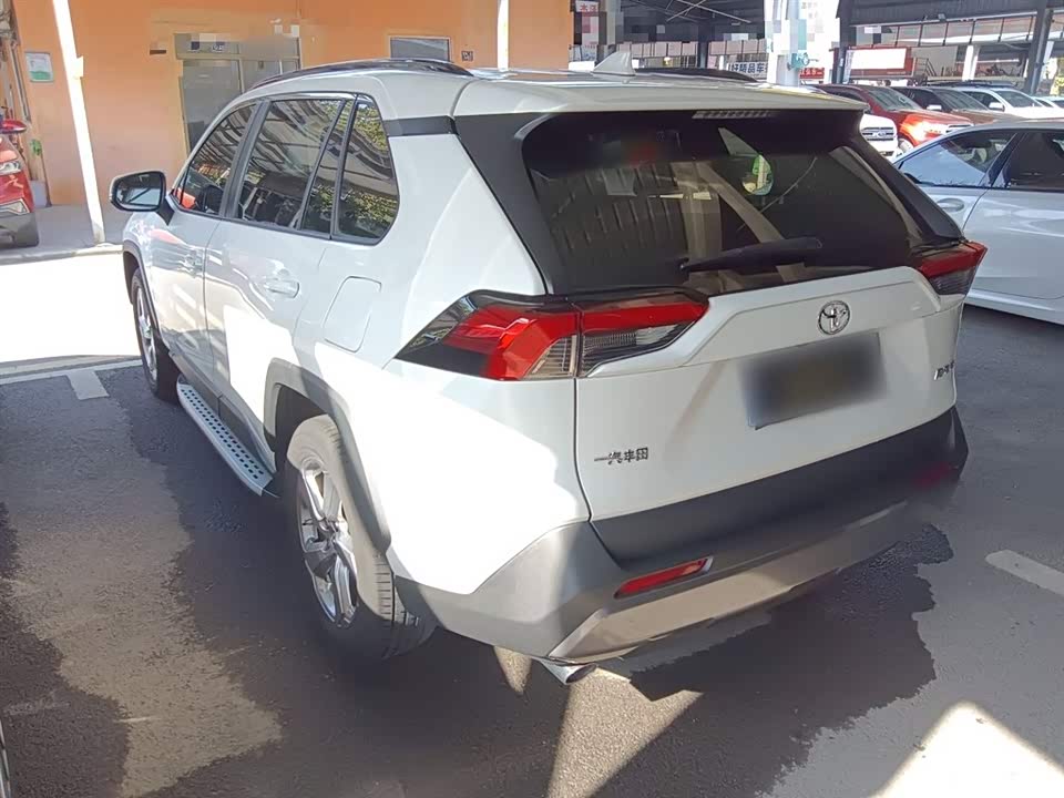 Toyota RAV4 Rongfang