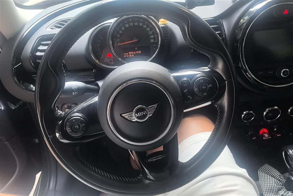 Mini Clubman, 2016 15
