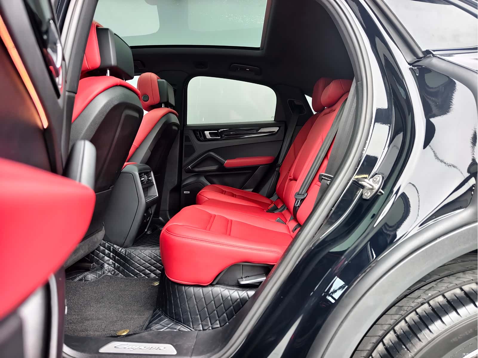 Porsche Cayenne, 2019 9