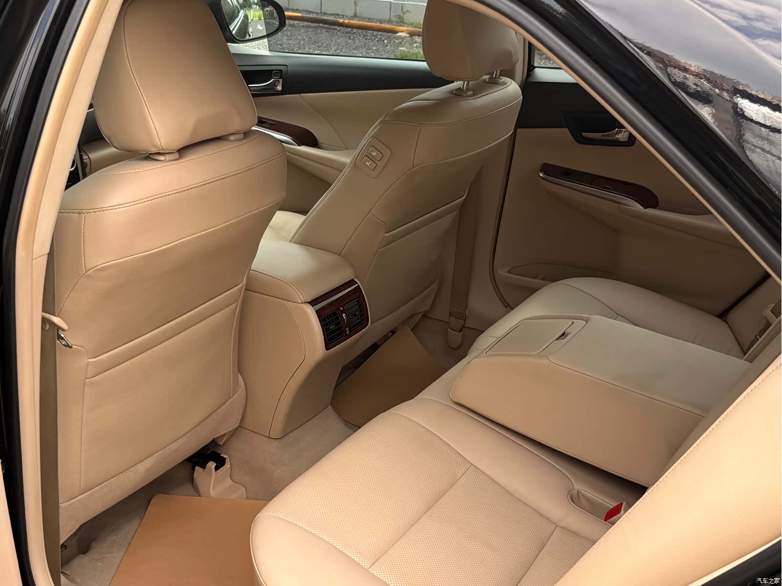 Toyota Camry, 2012 12