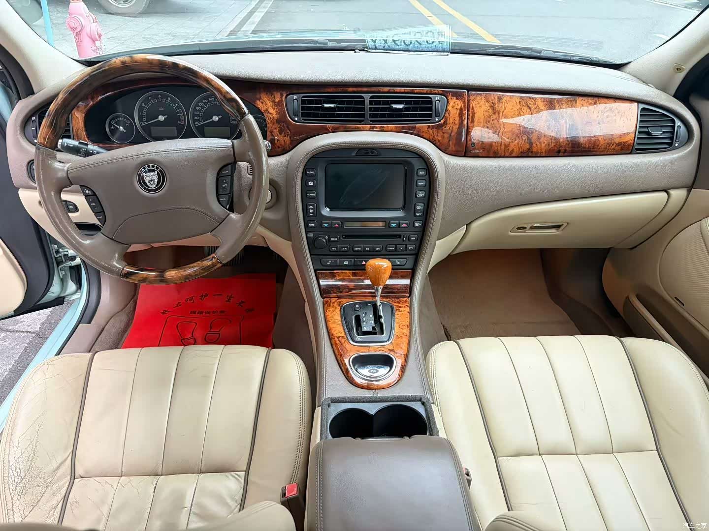 Jaguar S-TYPE, 2007 7