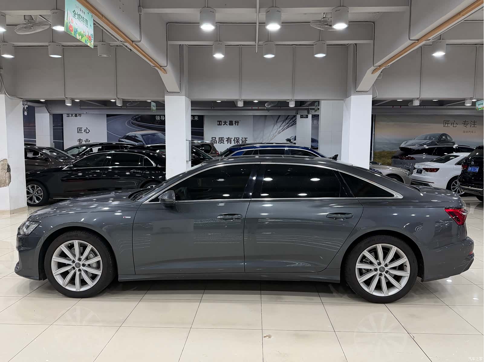 Audi A6L, 2021 все фото