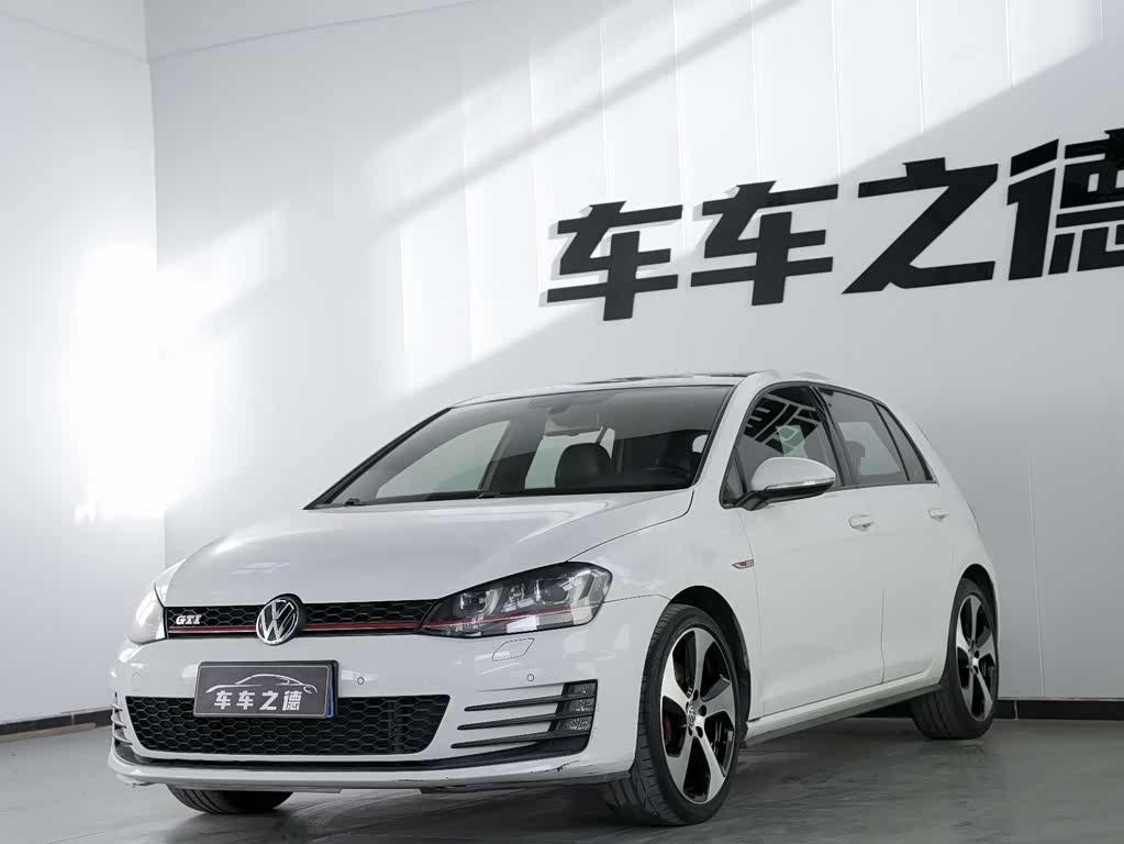 Volkswagen Golf GTI