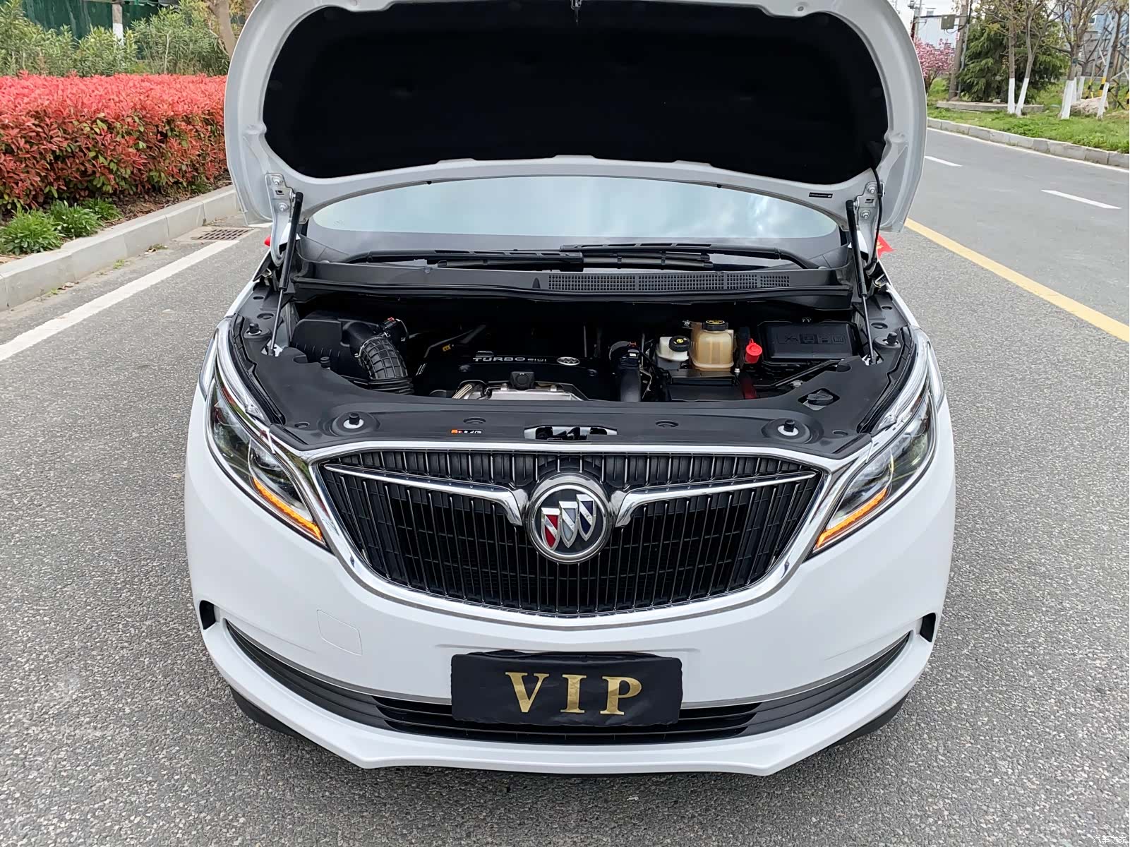 Buick GL8, 2018 25