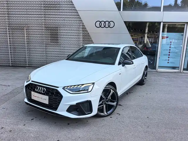 Audi A4L 2024 — купить из Китая под заказ