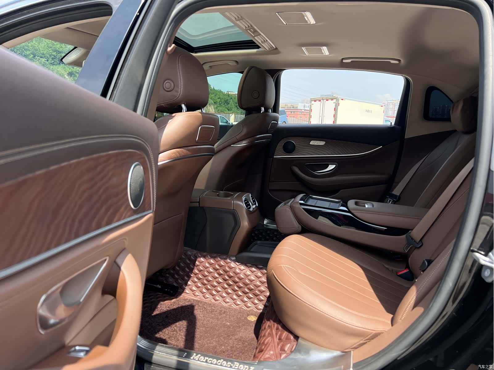 Mercedes-Benz E-Class, 2017 10