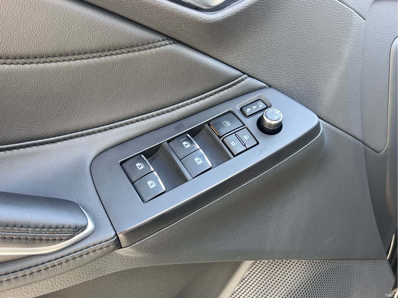 Toyota Avalon, 2020 10