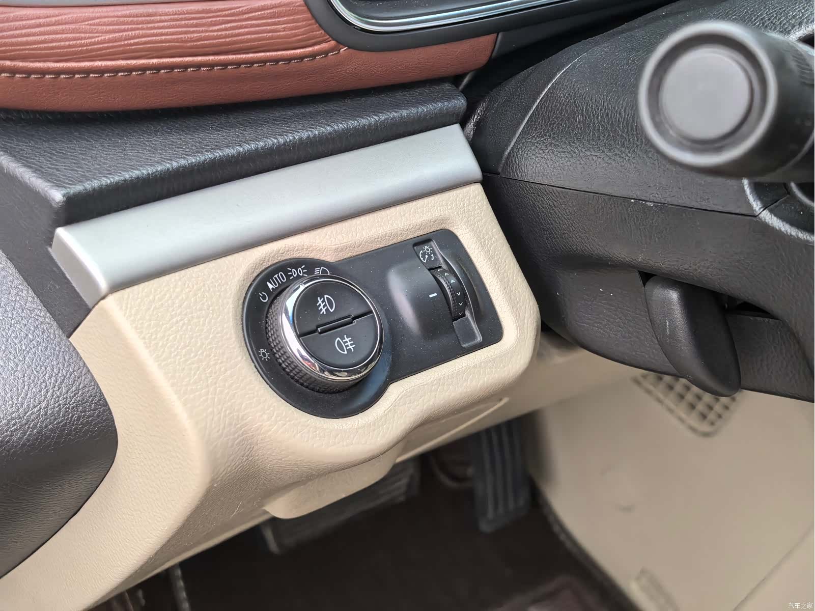 Buick GL8, 2016 10