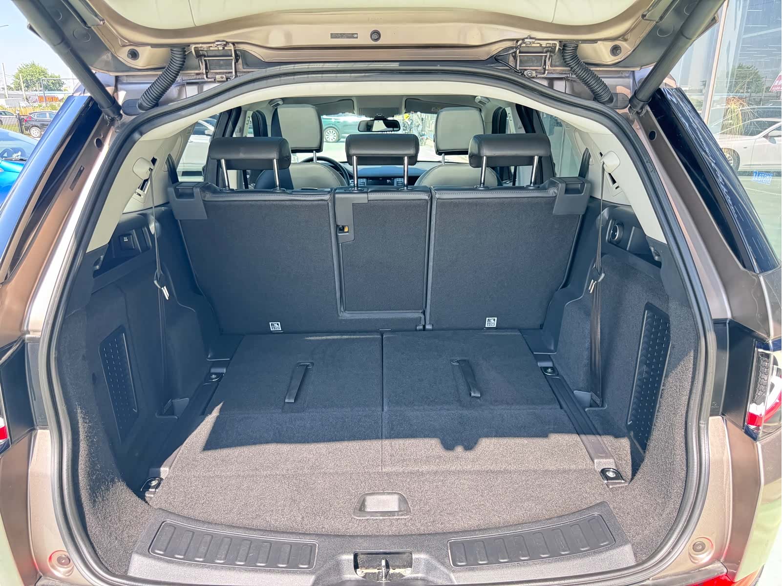 Land Rover Discovery, 2016 16