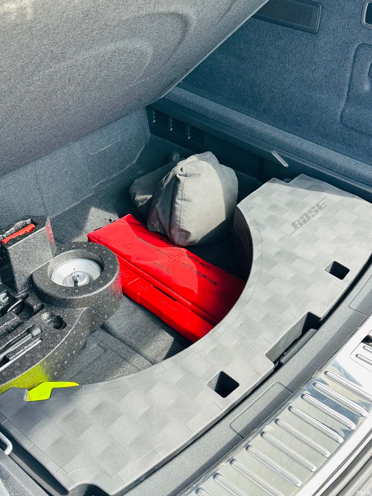 Porsche Cayenne, 2024 37