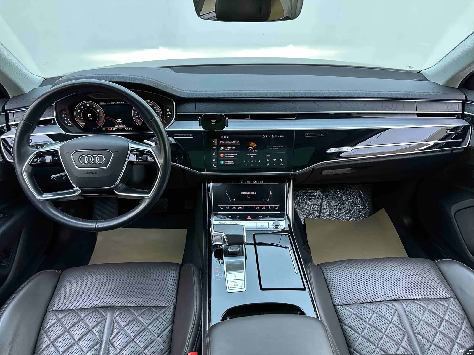 Audi A8L, 2021 все фото