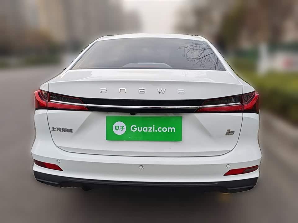 Roewe i5