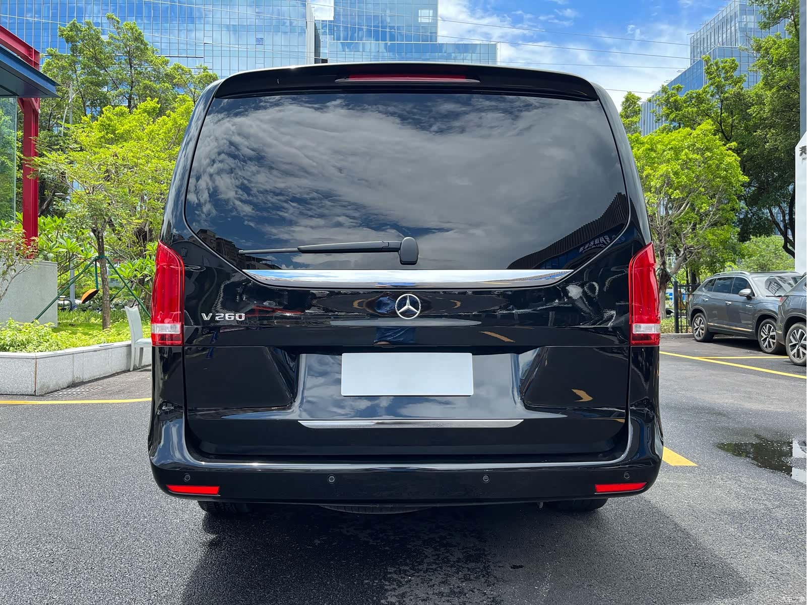 Mercedes-Benz V-Class, 2022 все фото
