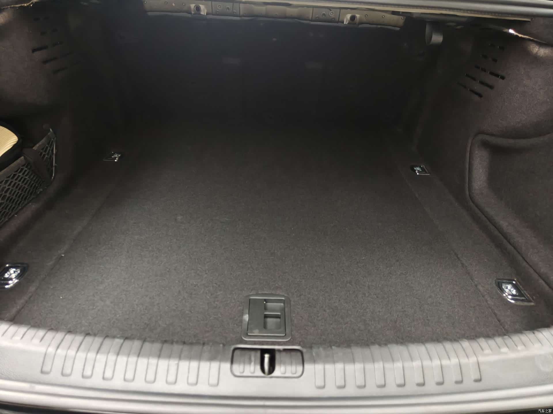 Audi A6L, 2022 16