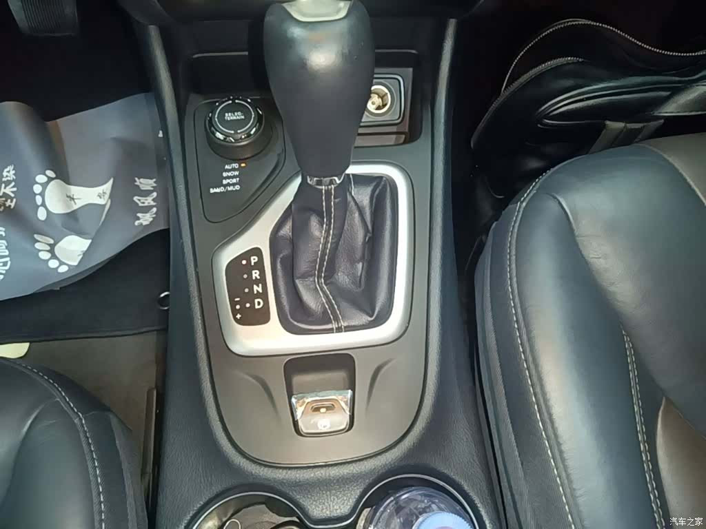 Jeep Cherokee, 2016 14