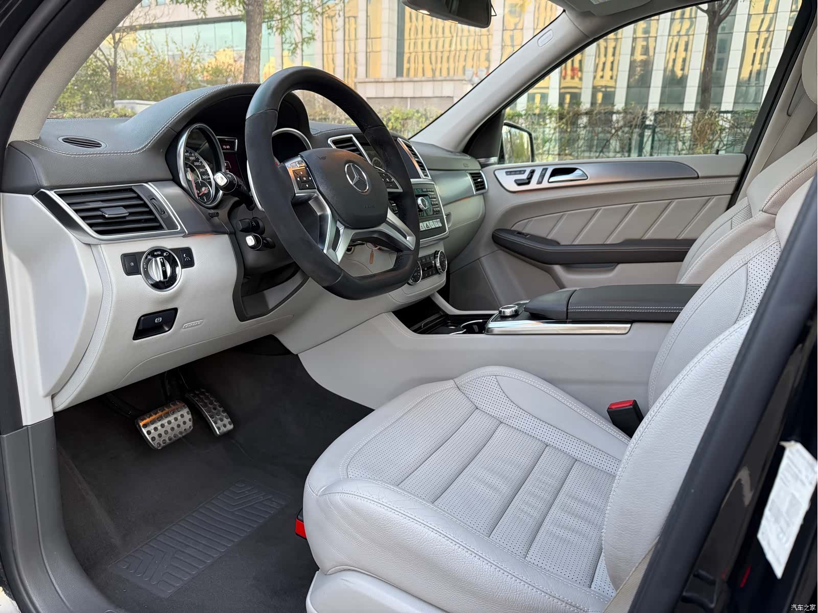 Mercedes-Benz M-Class AMG, 2013 10